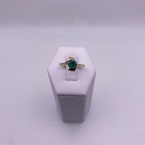 10k yellow gold synthetic emerald ring